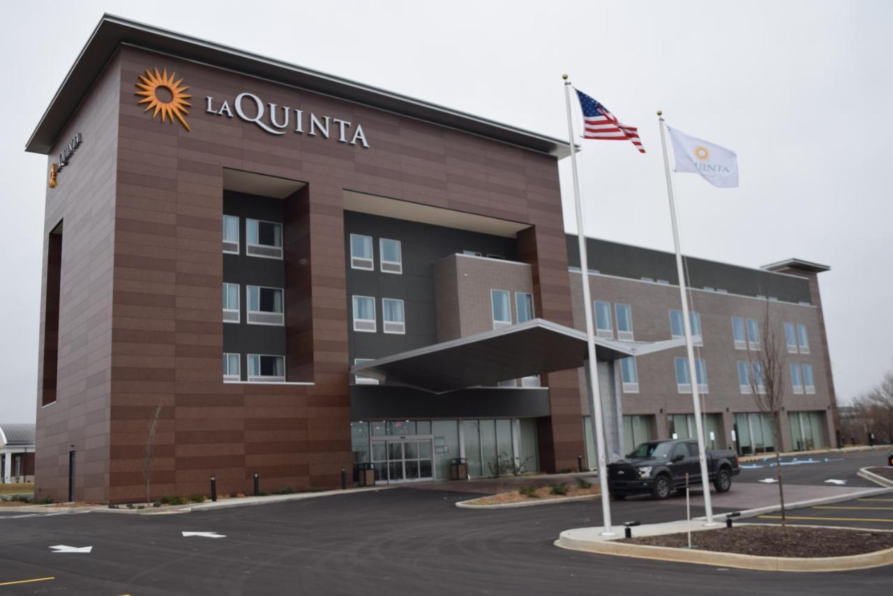 La Quinta Inn & Suites By Wyndham Louisville Ne - Old Henry Rd Dış mekan fotoğraf