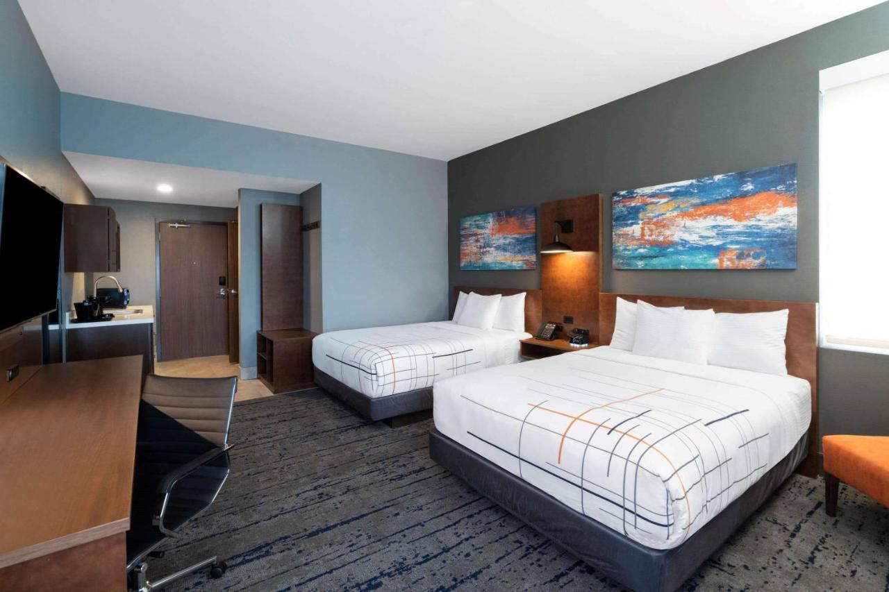 La Quinta Inn & Suites By Wyndham Louisville Ne - Old Henry Rd Dış mekan fotoğraf